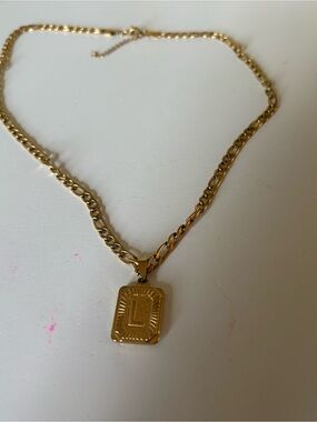 Gold Tone Initial 'L' Pendant Necklace - Women Jewelry